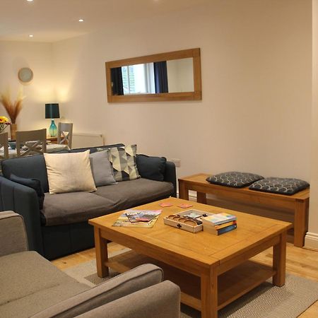 Stylish Flat In Central Tenby & Free Parking Zewnętrze zdjęcie