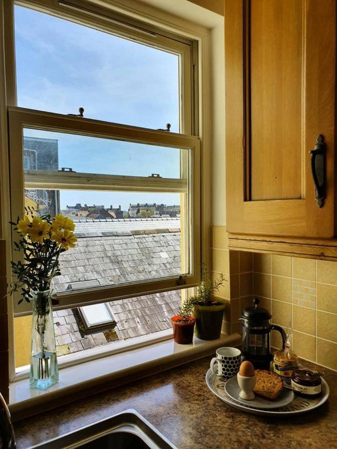 Stylish Flat In Central Tenby & Free Parking Zewnętrze zdjęcie
